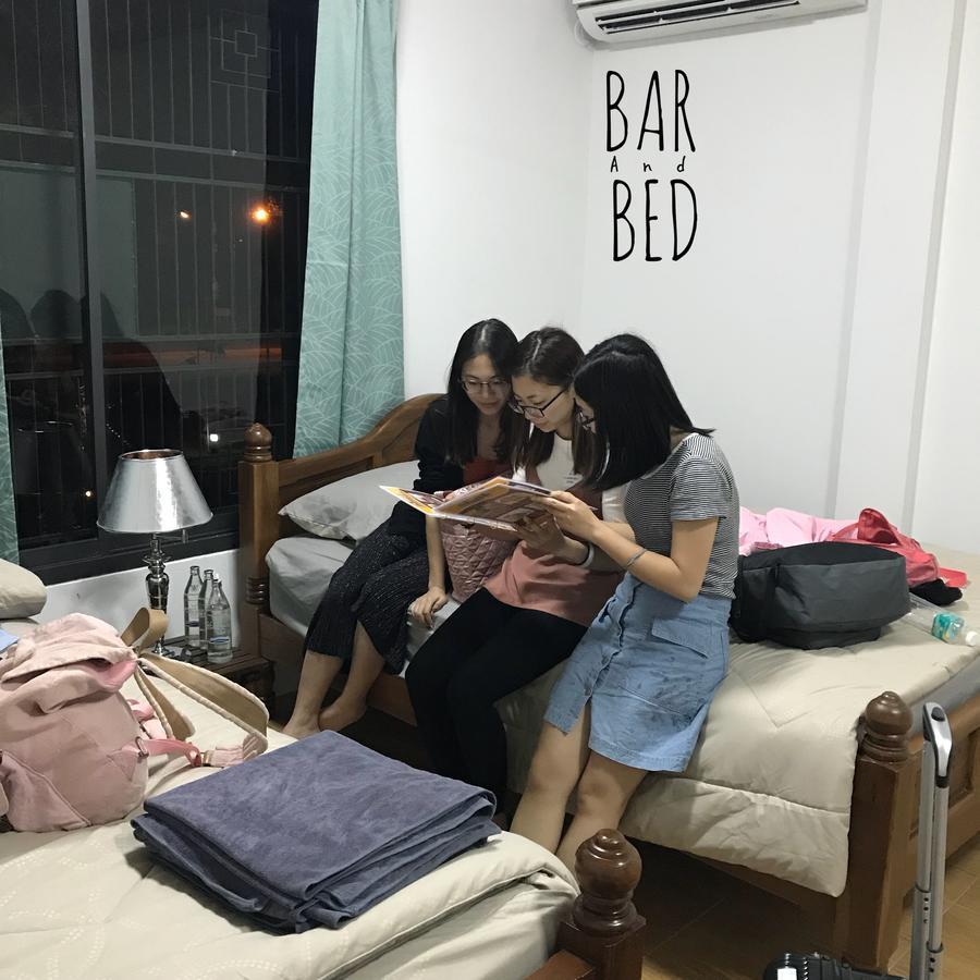 Barandbed Urt Hostel Surat Thani Exterior photo